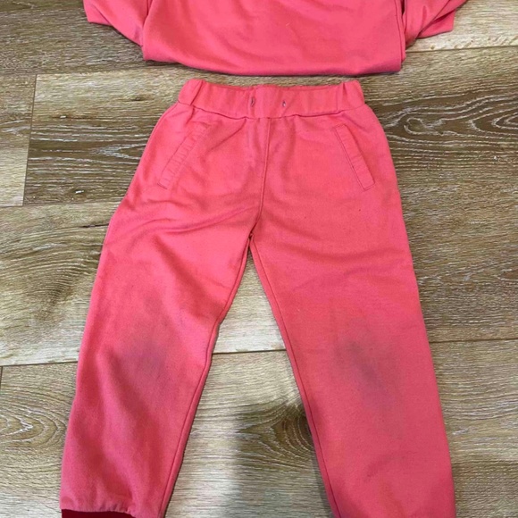 Coral pink kids tracksuit for 5 years old with dirty parts - Picture 3 of 4